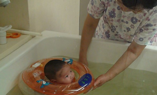 Ӥ����Ӿ����