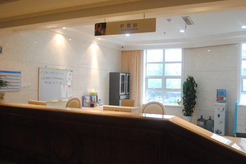 ��������վ